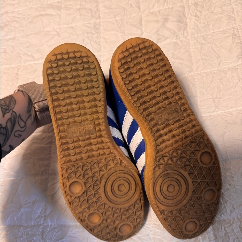 Adidas Royal Blue Sambas - Picture 3 of 6
